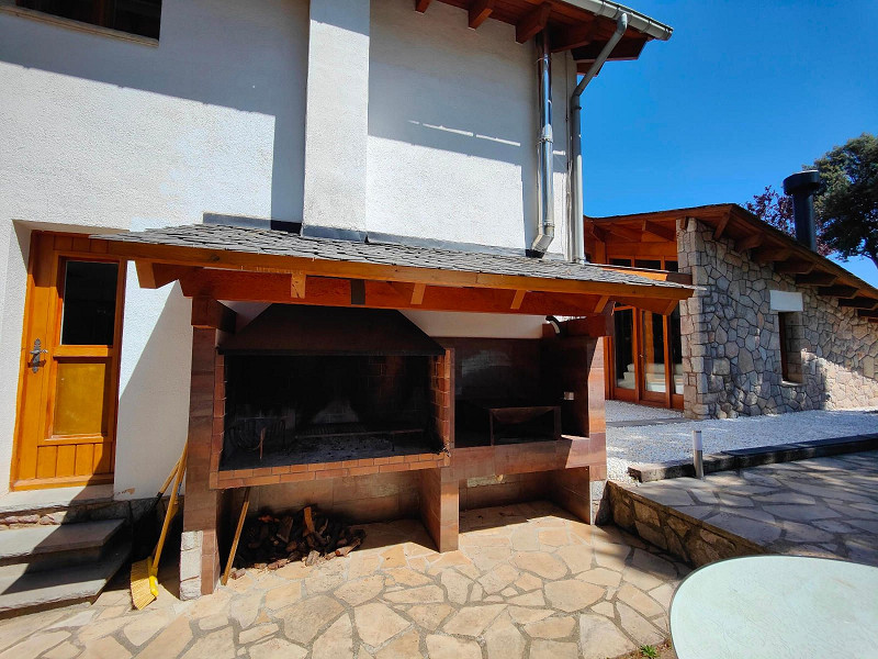 Stylish home in El Montanyà. Photo:  28