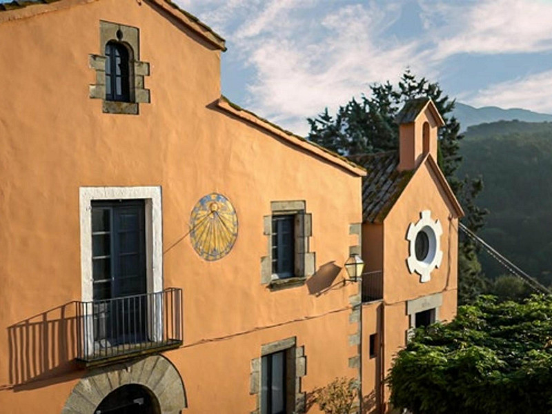 Historic estate in the Monnegre Natural Park, Vallgorguina. Photo:  3