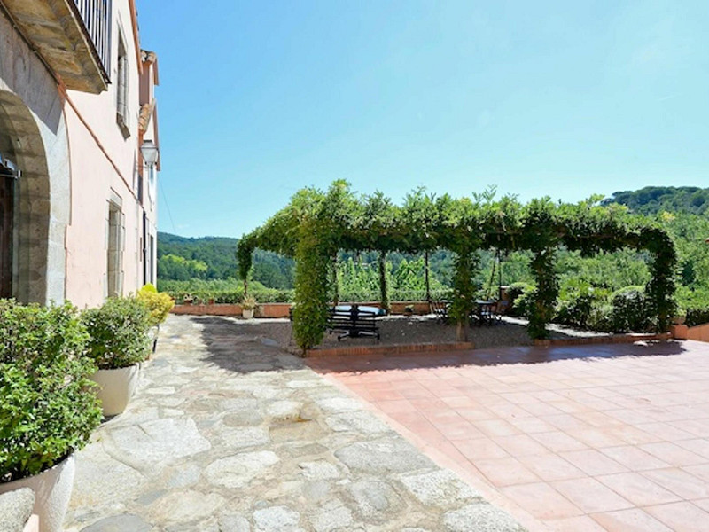 Historic estate in the Monnegre Natural Park, Vallgorguina. Photo:  11