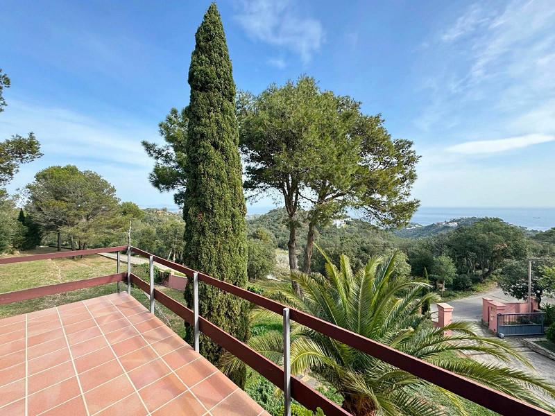 Elegant Villa with Sea Views in Begur. Photo:  2