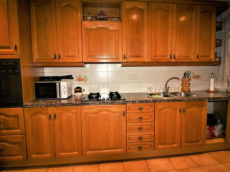 Apartment with Private Terrace in the Central Eixample District, Barcelona. Photo:  12