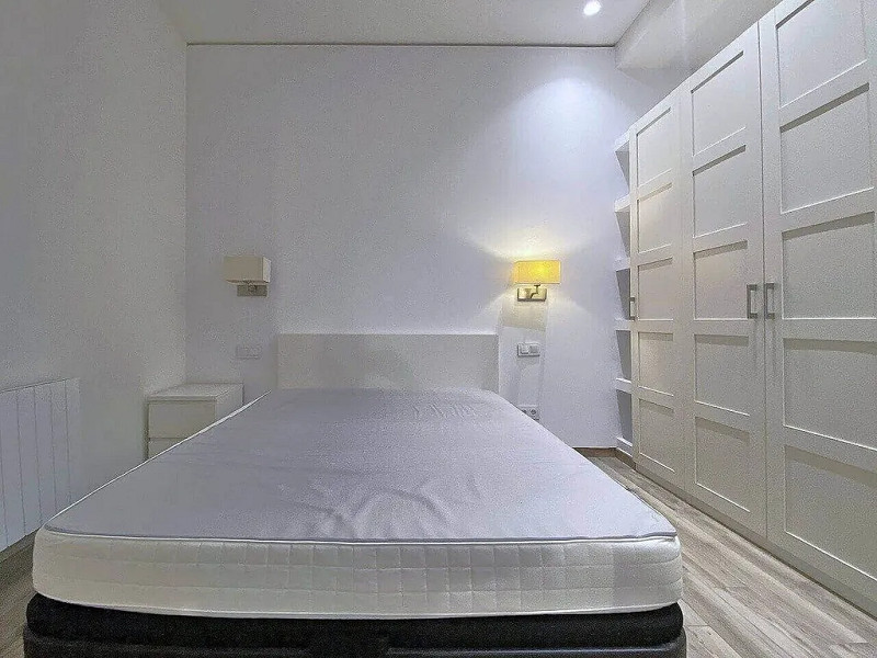 Cozy apartment near Mercat de Galvany, Barcelona. Photo:  9