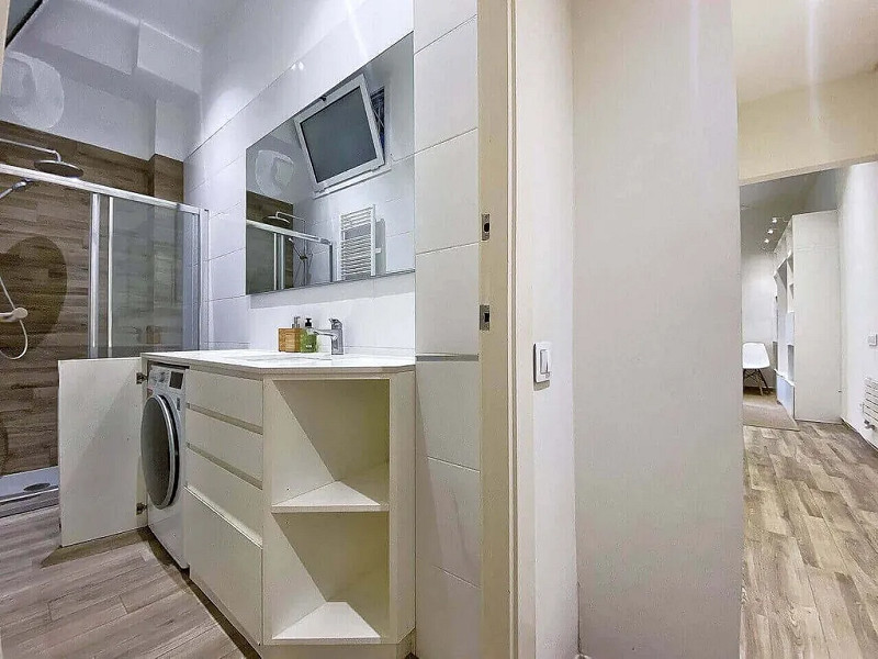 Cozy apartment near Mercat de Galvany, Barcelona. Photo:  11