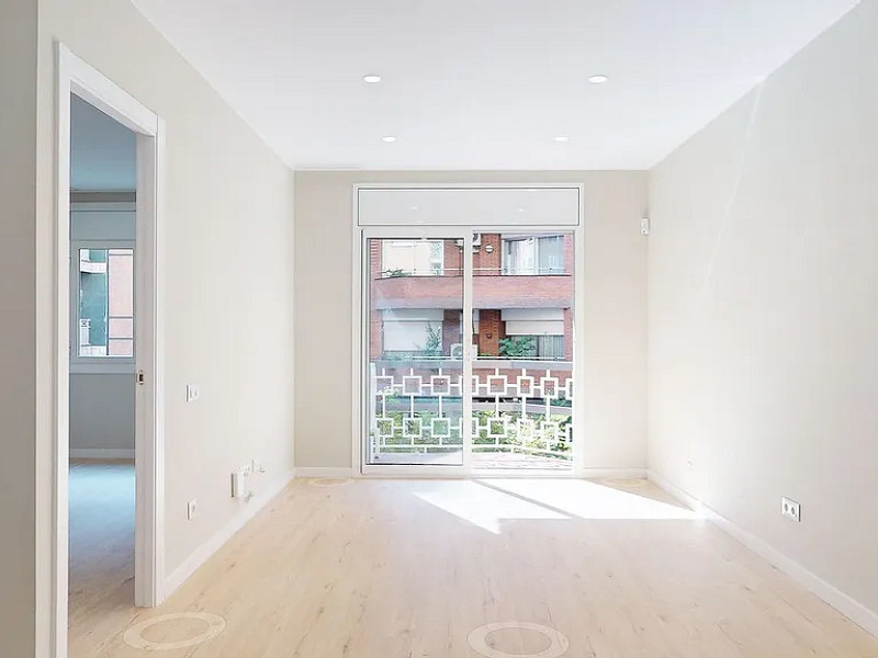 Spacious and Sunny Apartment in the Heart of Gràcia, Barcelona. Photo:  16