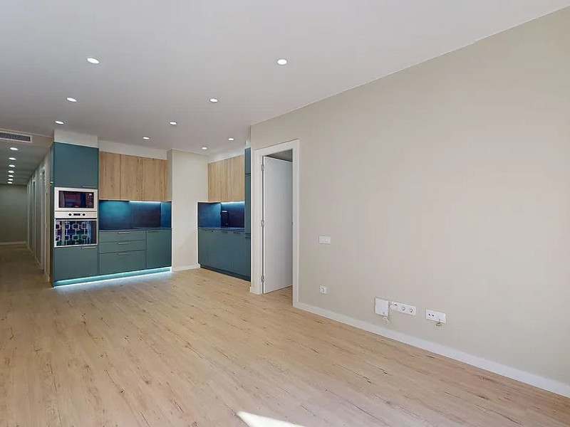 Spacious and Sunny Apartment in the Heart of Gràcia, Barcelona. Photo:  46