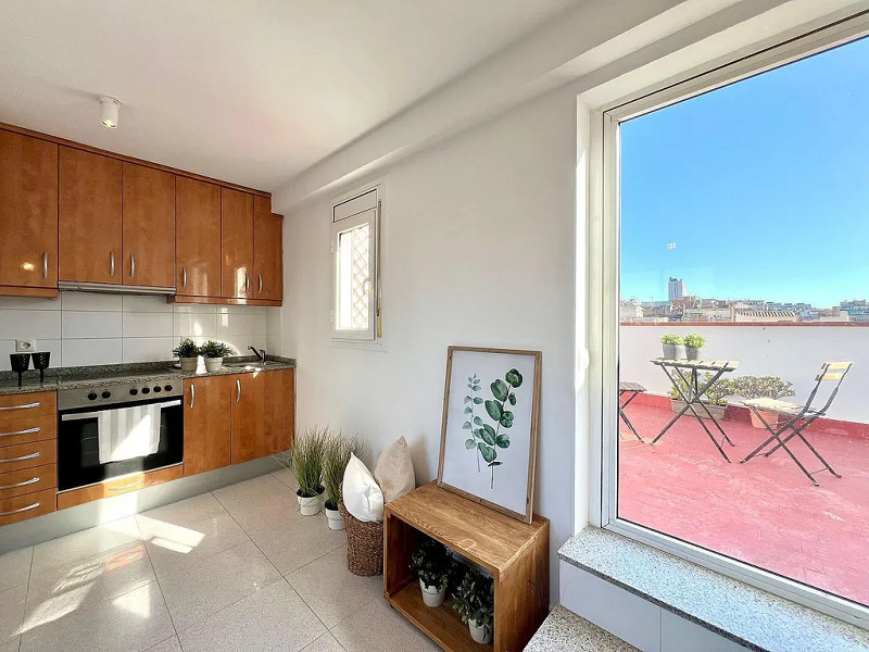 Cozy Penthouse in Gracia, Barcelona. Photo:  10