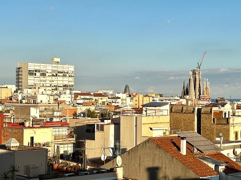 Cozy Penthouse in Gracia, Barcelona. Photo:  23