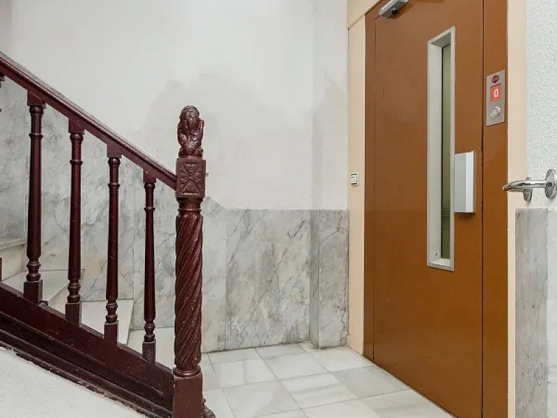 Bright Apartment in a Historic Building in the Eixample, Barcelona. Photo:  18