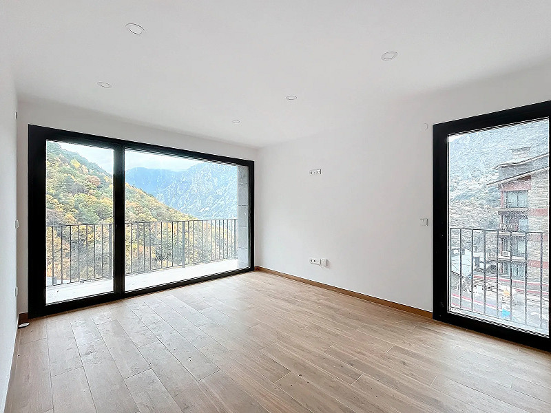 Exclusive residence in the tranquil area of Escaldes, Engolastres - Andorra. Photo:  3