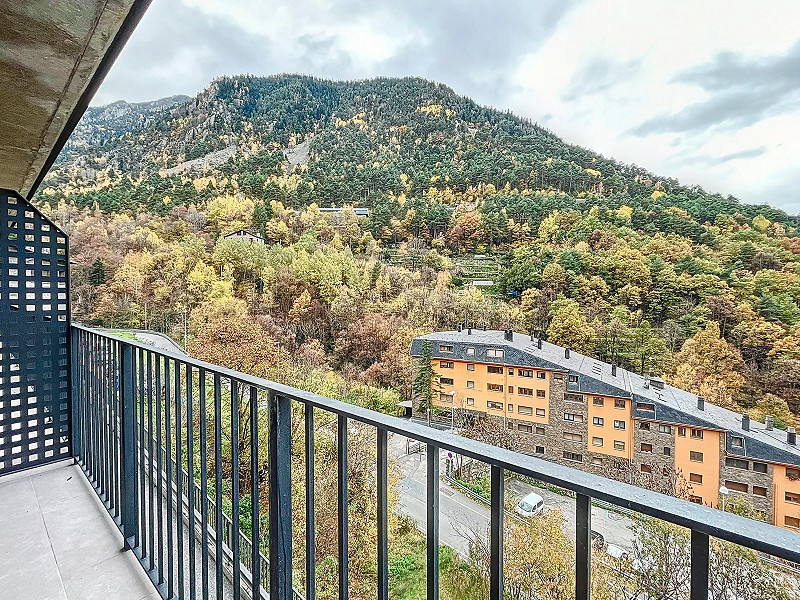 Exclusive residence in the tranquil area of Escaldes, Engolastres - Andorra. Photo:  28