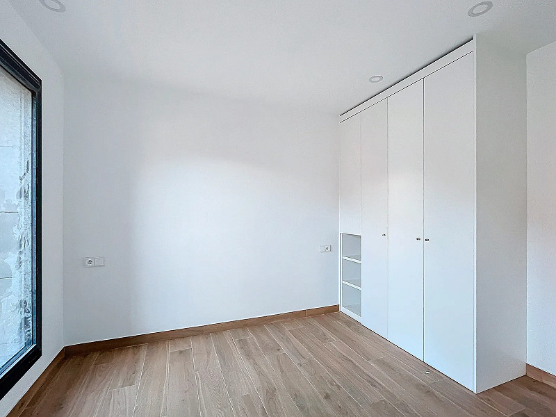 Elegant Apartment for Sale in Les Escaldes, Andorra. Photo:  18