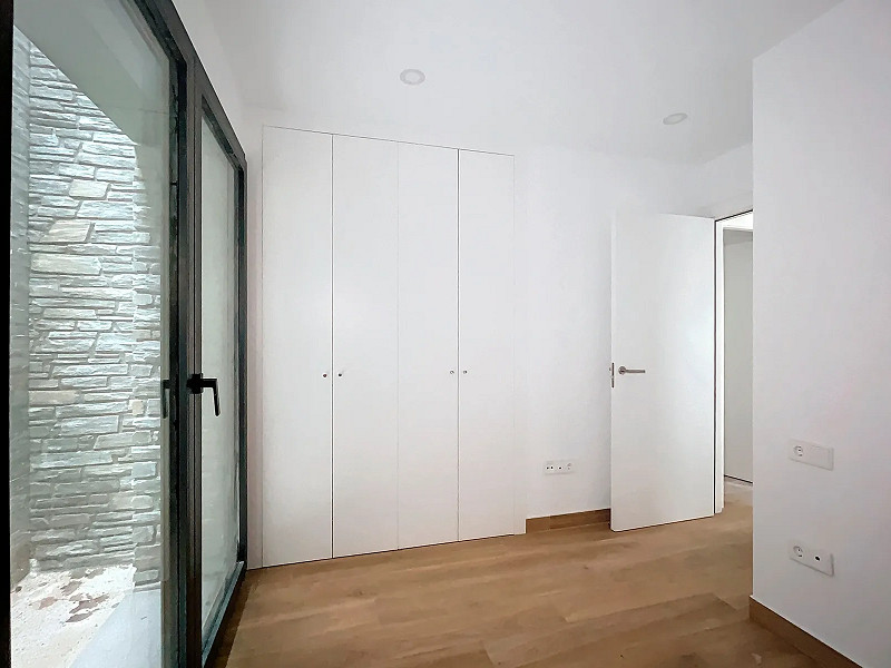 Elegant Apartment for Sale in Les Escaldes, Andorra. Photo:  22