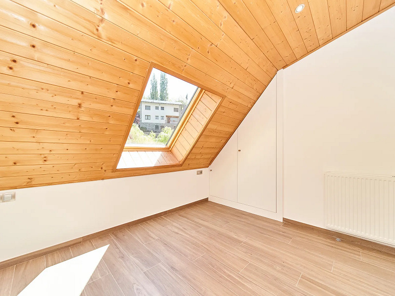 Charming Duplex Penthouse with Mezzanine in La Massana, Andorra. Photo:  7