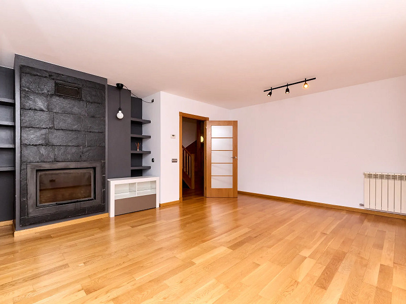 Charming Duplex in the Picturesque Parish of Ordino, Andorra. Photo:  2