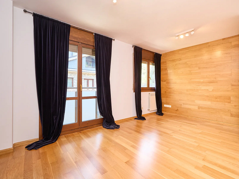 Charming Duplex in the Picturesque Parish of Ordino, Andorra. Photo:  8