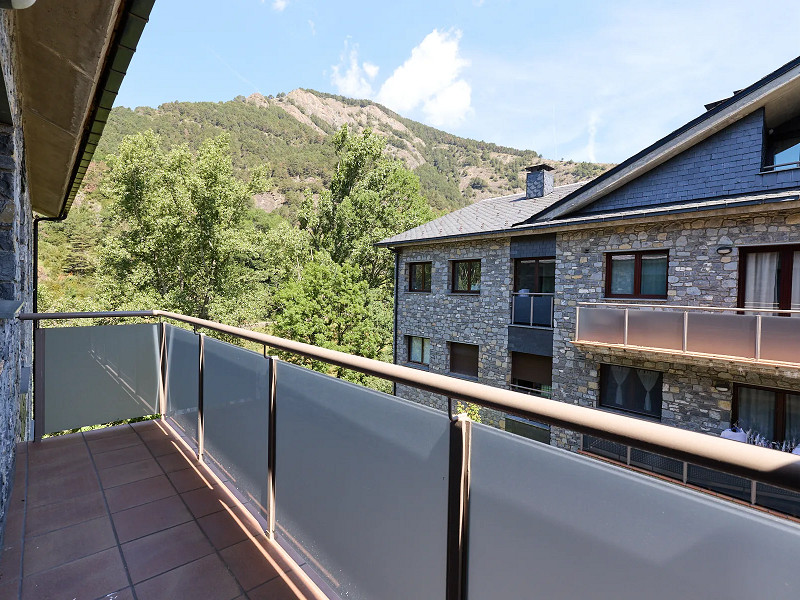 Charming Duplex in the Picturesque Parish of Ordino, Andorra. Photo:  29