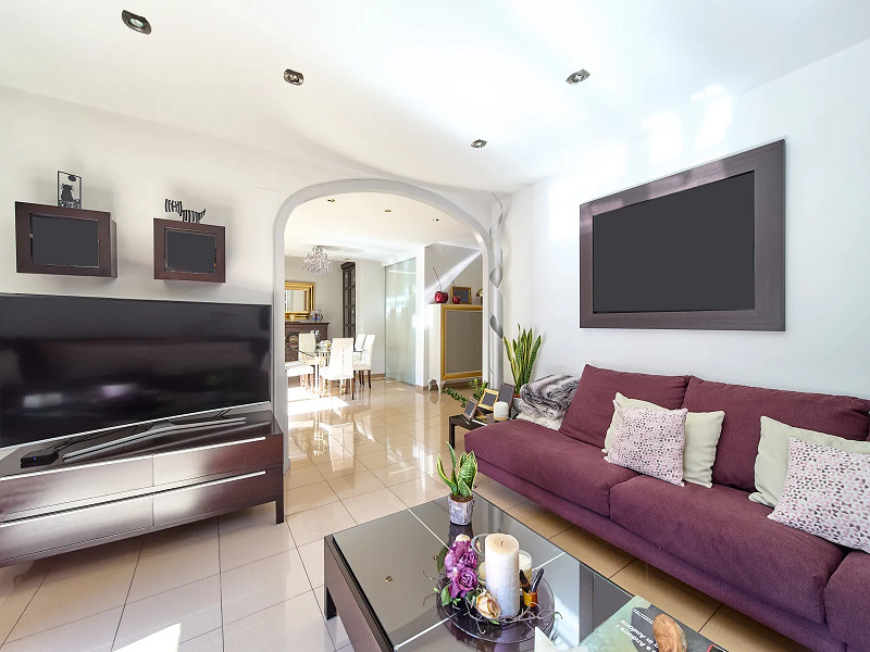 Elegant Apartment for Sale in the Heart of Andorra la Vella, Andorra. Photo:  5