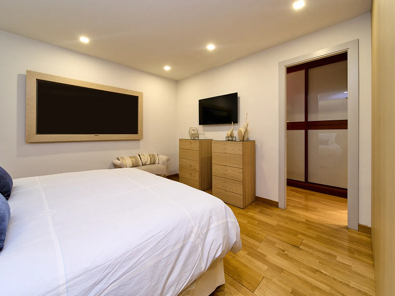 Elegant Apartment for Sale in the Heart of Andorra la Vella, Andorra. Photo:  8