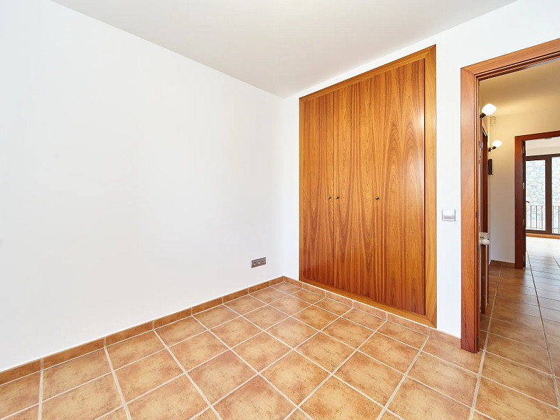 Magnificent Semi-Detached House in Aixirivall, Sant Julià de Lòria, Andorra. Photo:  13