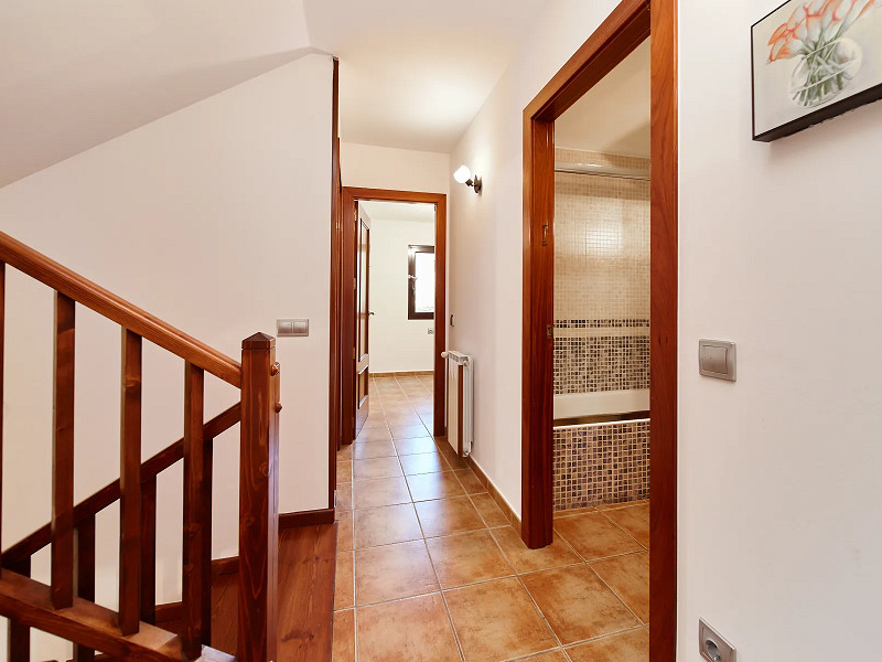 Magnificent Semi-Detached House in Aixirivall, Sant Julià de Lòria, Andorra. Photo:  21