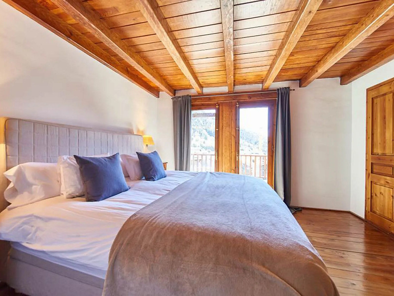 Elegant Triplex in La Pleta del Tarter, Andorra. Photo:  6