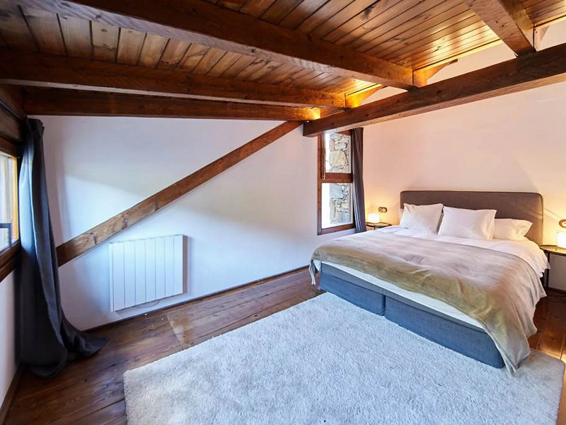 Elegant Triplex in La Pleta del Tarter, Andorra. Photo:  13