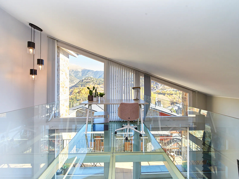 Charming Semi-Detached House for Sale in the Exclusive Area of Escàs, La Massana. Photo:  9