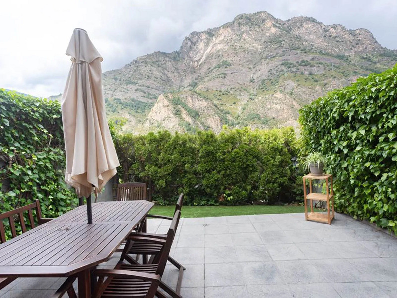 Exclusive Semi-Detached House for Sale in Sant Julià de Lòria, Andorra. Photo:  2