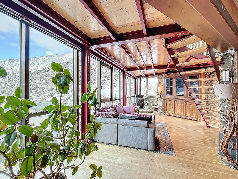 Spacious and Bright Home with Stunning Views in Les Bons, Encamp. Photo:  2