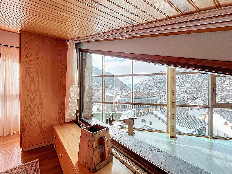 Spacious and Bright Home with Stunning Views in Les Bons, Encamp. Photo:  26