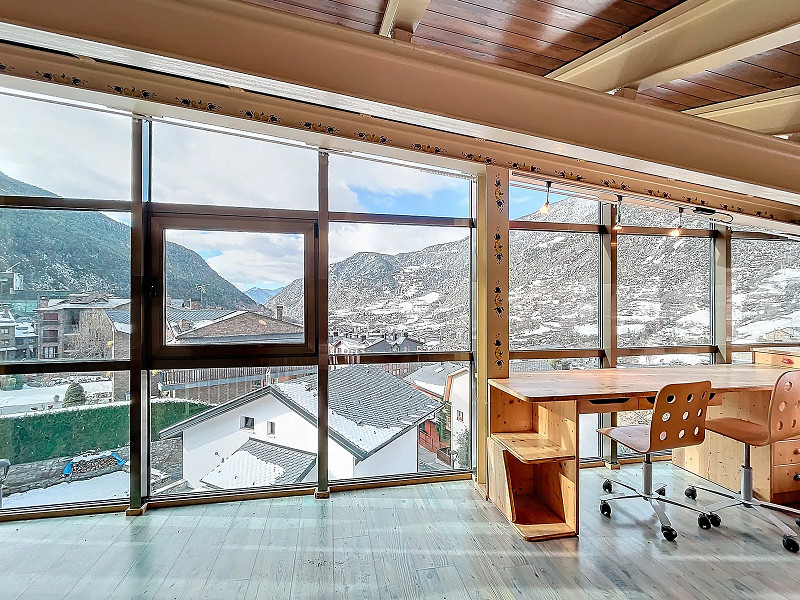 Spacious and Bright Home with Stunning Views in Les Bons, Encamp. Photo:  36