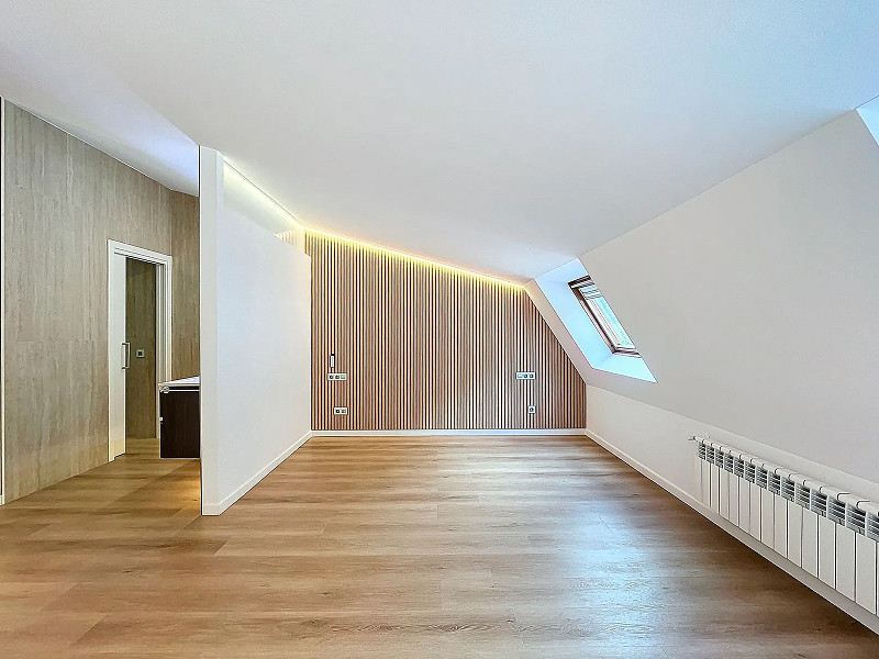 Luxurious Penthouse with Modern Design in the Heart of Andorra La Vella. Photo:  25