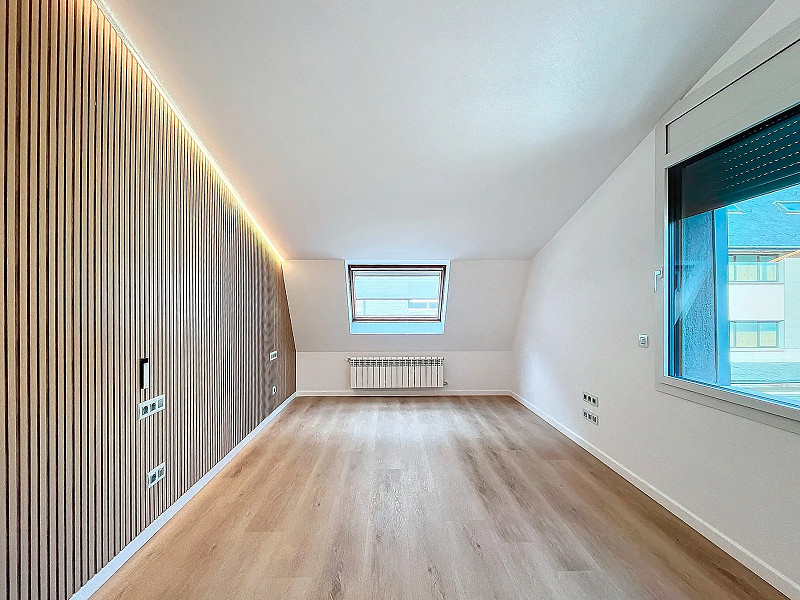 Luxurious Penthouse with Modern Design in the Heart of Andorra La Vella. Photo:  43