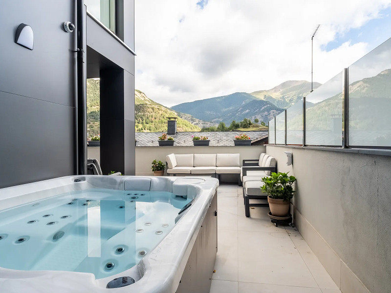 Contemporary Chalet with Panoramic Views, Terraces, and Jacuzzi in La Massana. Photo:  35