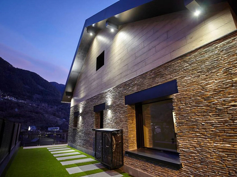 Elegant Villa in the Exclusive Sacalma Area, Escaldes-Engordany. Photo:  51