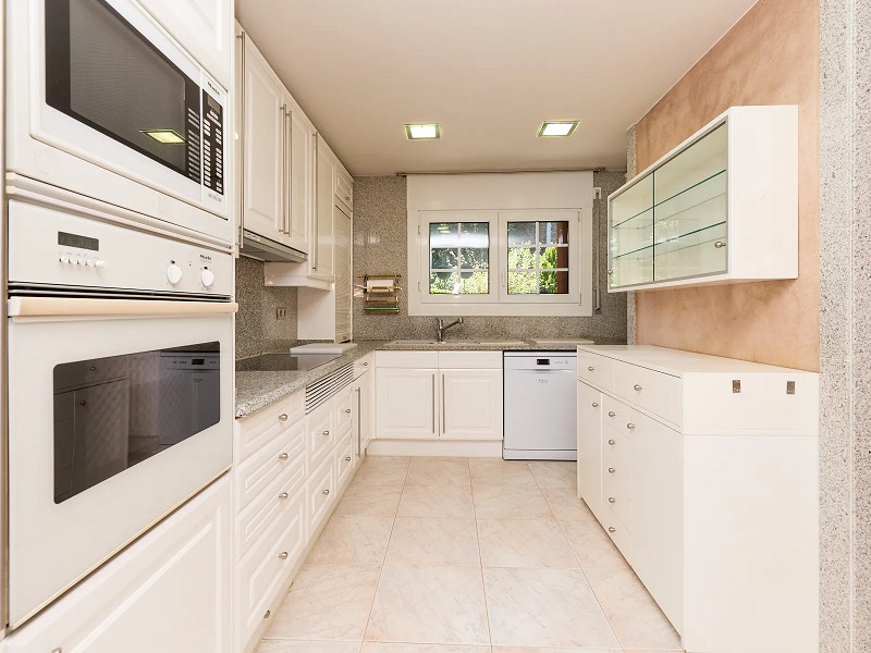 Charming House in a Quiet Area of Encamp. Photo:  26