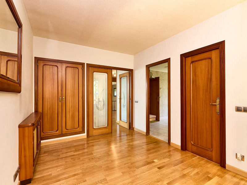 Charming House in a Quiet Area of Encamp. Photo:  32