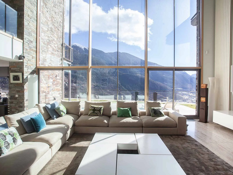 Magnificent villa for sale in the prestigious area of Els Vilars, Escaldes-Engordany, Andorra. Photo:  2