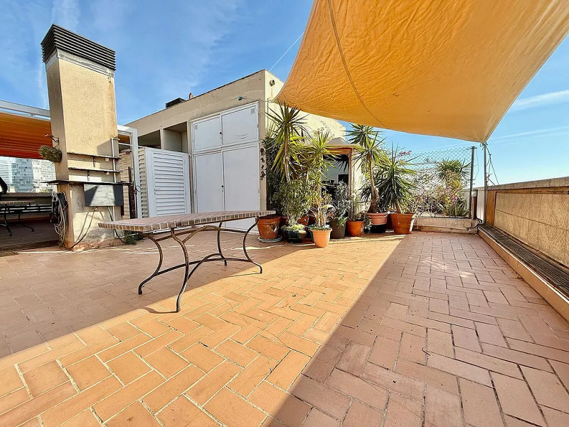 Your Perfect Seaside Apartament in Poblenou, Barcelona. Photo:  26