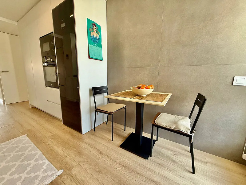 Your Perfect Seaside Apartament in Poblenou, Barcelona. Photo:  11