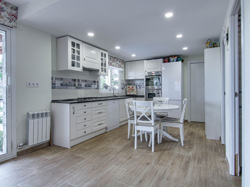 Beautiful house after renovation in Castelldefels on the Costa Garraf. Photo:  13