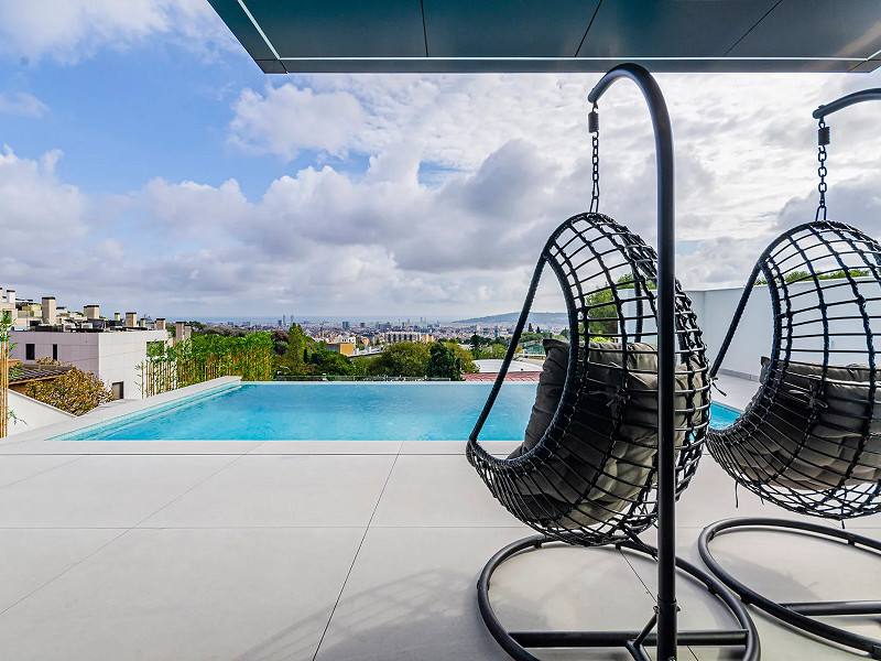 Newly Built Luxury Villa with Panoramic Views in Sarrià-Sant Gervasi