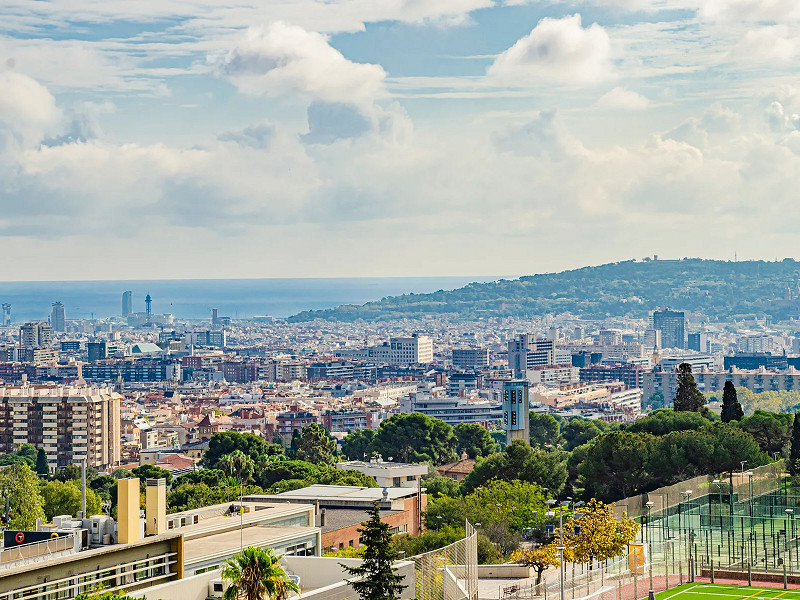 Newly Built Luxury Villa with Panoramic Views in Sarrià-Sant Gervasi. Photo:  28