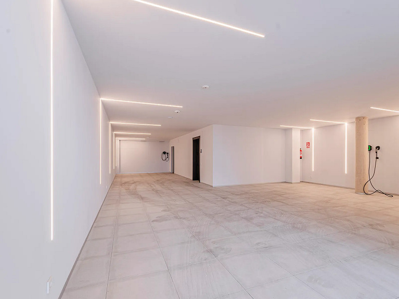 Newly Built Luxury Villa with Panoramic Views in Sarrià-Sant Gervasi. Photo:  30