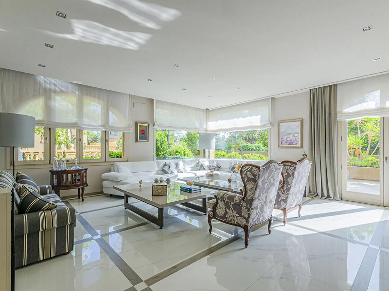Restored Heritage Mansion With Cutting-Edge Tech in Prime Pedralbes. Photo:  12