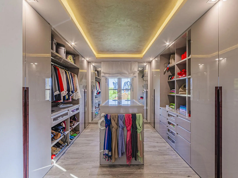 Restored Heritage Mansion With Cutting-Edge Tech in Prime Pedralbes. Photo:  19