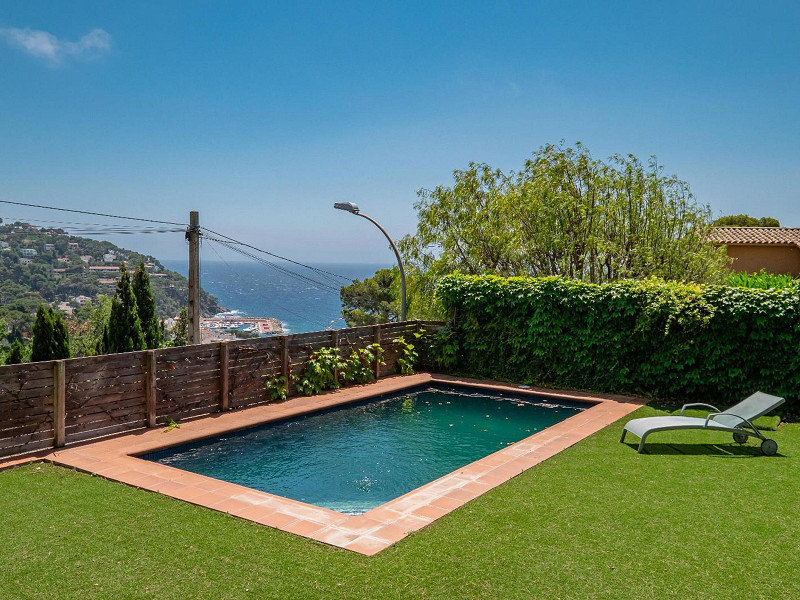 Detached Home Just 400 m from the Beach in Llafranc. Photo:  31