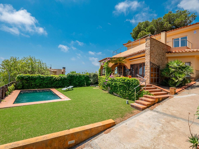 Detached Home Just 400 m from the Beach in Llafranc. Photo:  35