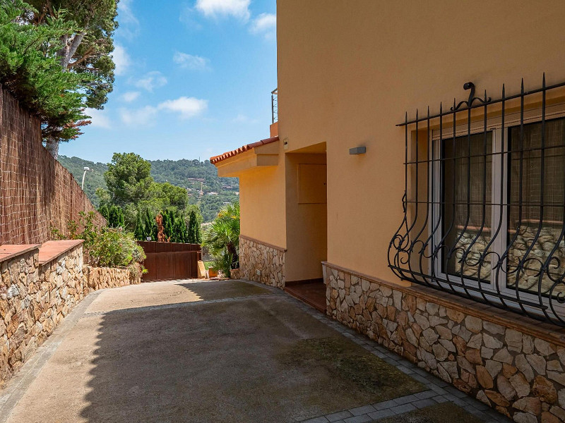 Detached Home Just 400 m from the Beach in Llafranc. Photo:  36