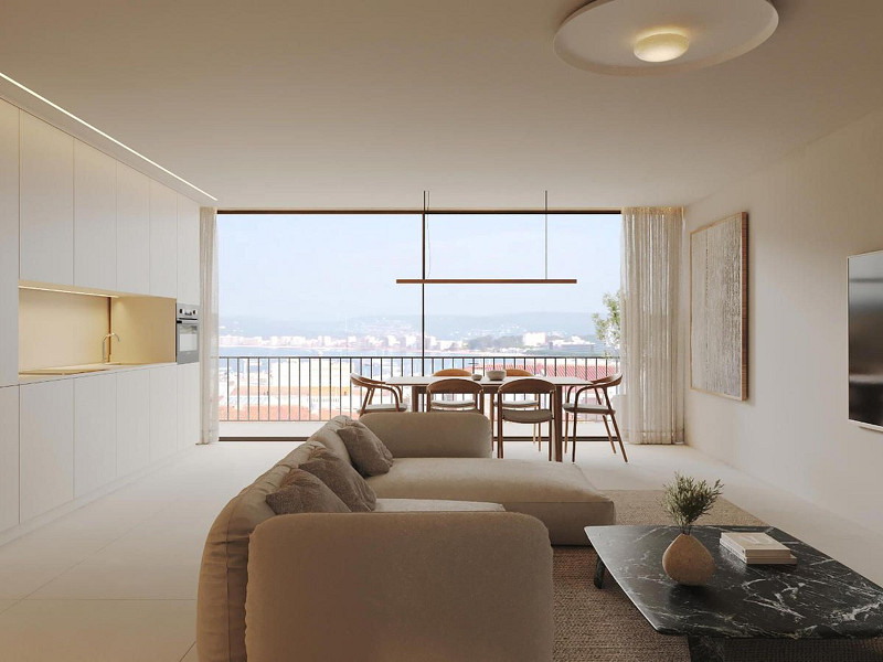  Apartment with Private Garden in Historic Palamós. Photo:  18
